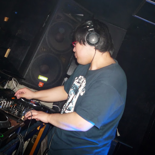 @DJGOLD3N5HORT